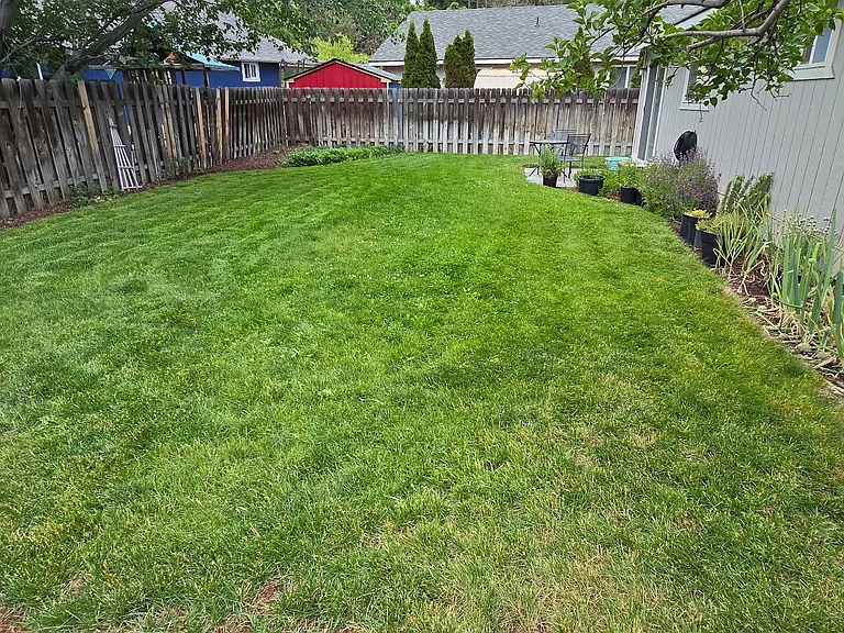 1731 NE Mark Ct — Photo 4