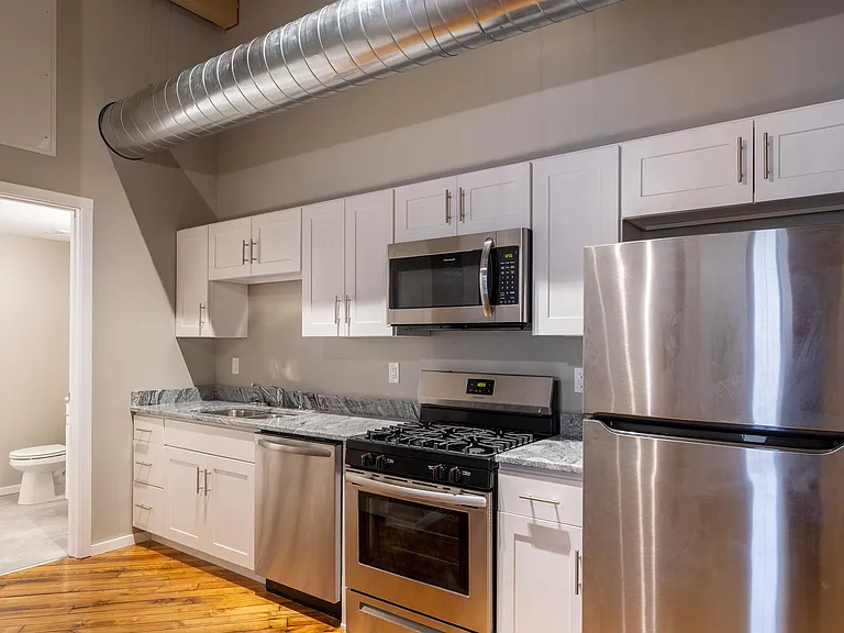 116 N 4th St #205 — Photo 2