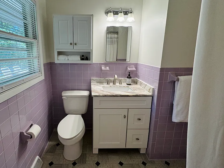 701 Dell Ln — Photo 6