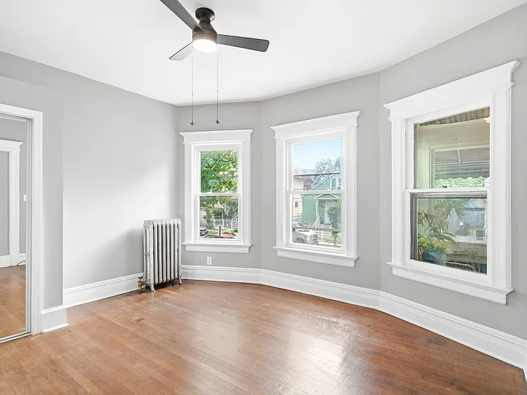 228 Duane St #1 — Photo 5