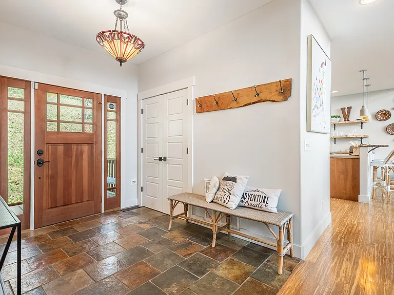 33 Silver Spoon Dr — Photo 12
