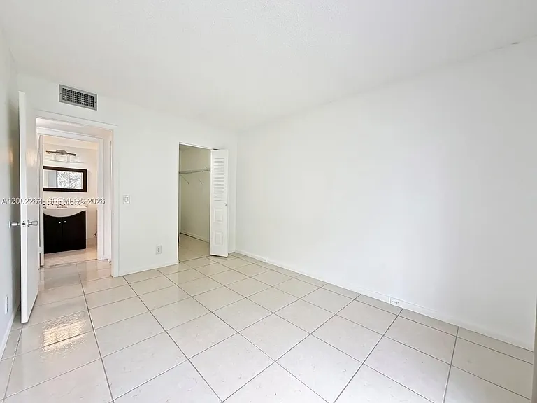 251 SW 134th Way #210M — Photo 7