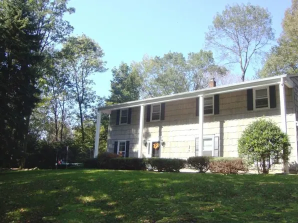 238 Mountain Ln, Flanders, NJ 07836