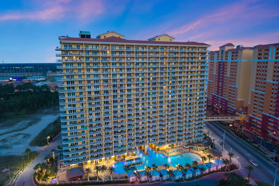 15928 Front Beach Rd 2202 Twilight - AWP Media 051