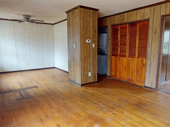 4th image of 1429 Government Rd