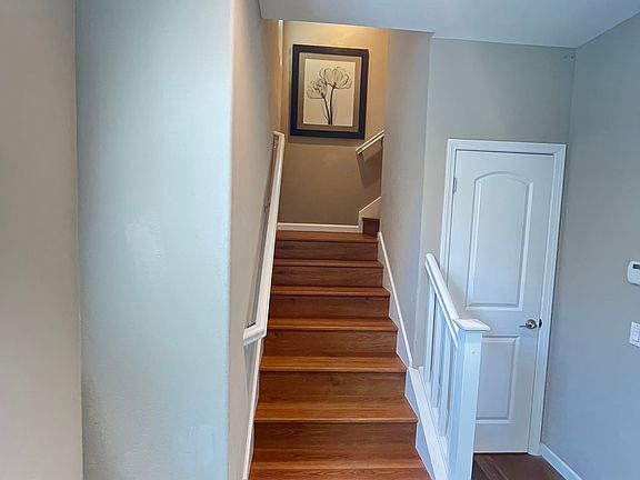 2nd image of 578 Cedarville Ln