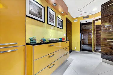 Rented by R New York