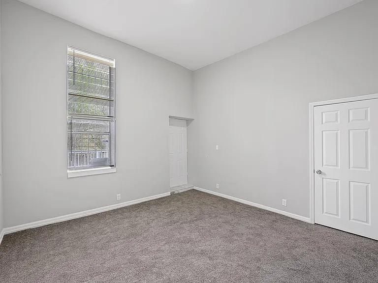 2906 Alms Pl #4 — Photo 8