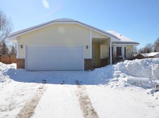 3744 121st Ln NW, Coon Rapids, MN 55433