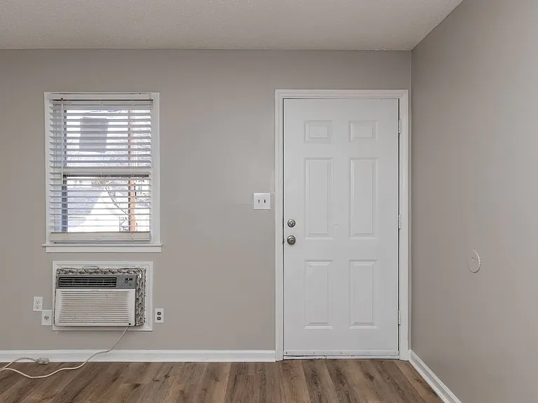 10 Cates Ave — Photo 7