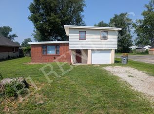 1025 N Obrien St, Seymour, IN 47274