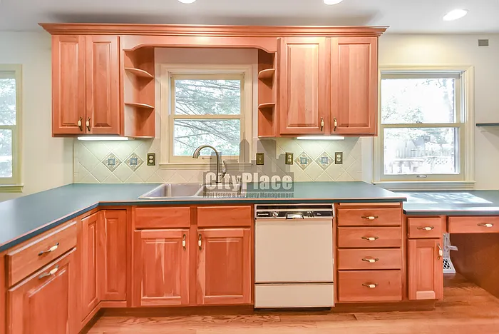 7211 Lesley Ave — Photo 16
