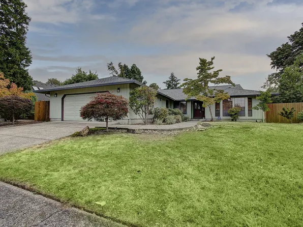 2211 SE Norelius Dr, Vancouver, WA 98683
