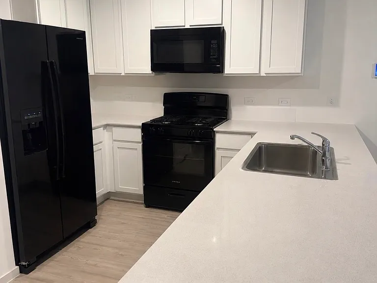 1622 Grassy Pond Rd — Photo 2
