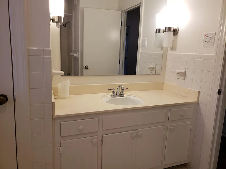 1505 Eastmoreland Ave — Photo 19