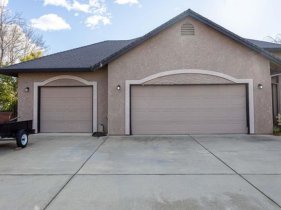 2nd image of 2350 Dartmouth Dr