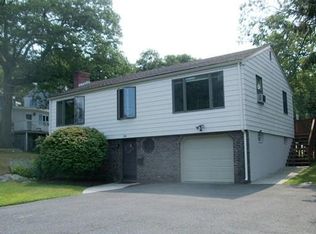 80 Forest St, Wakefield, MA 01880
