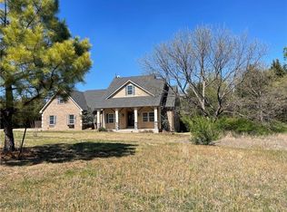 207 Joy Ln, Cushing, OK 74023
