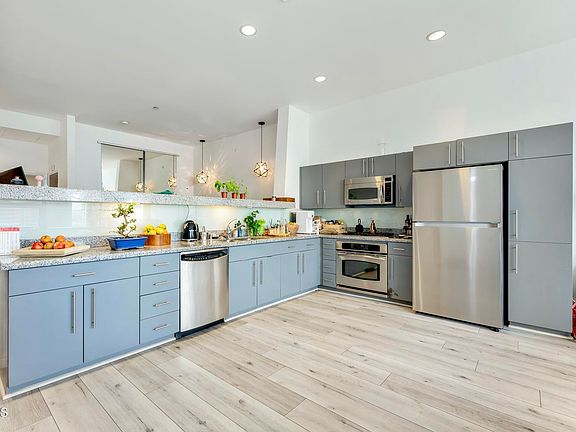 5th image of 1100 Wilshire Blvd APT 3008