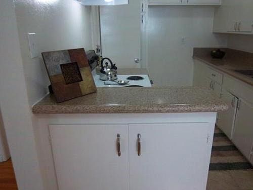 3rd image of 12550 Burbank Blvd APT 5