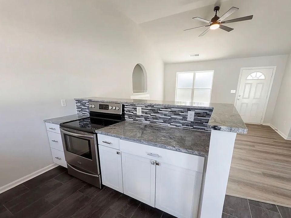 1st image of 6027 Bradford Ct