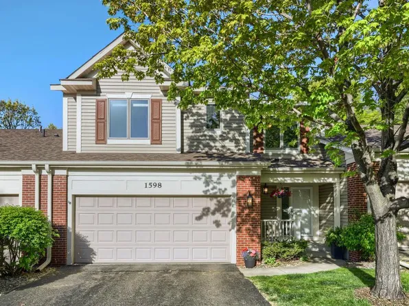 1598 Summit Shores Cir, Burnsville, MN 55306