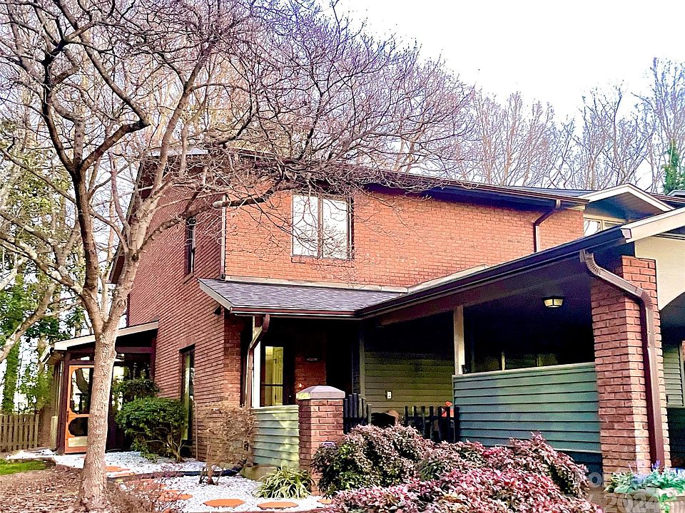 1st image of 841 Coventry Ln #841