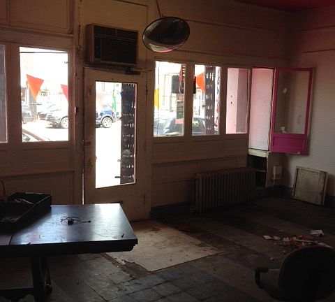 3rd image of 2851 W Cermak Road
