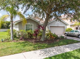6937 74th Street Cir E, Bradenton, FL 34203