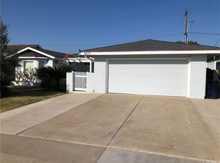 8611 Martinique Dr, Huntington Beach, CA 92646