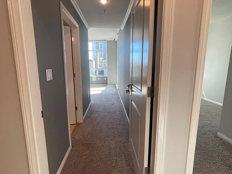 850 Beech St #614 — Photo 5