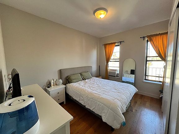 5th image of 698 Eastern Pkwy #1B