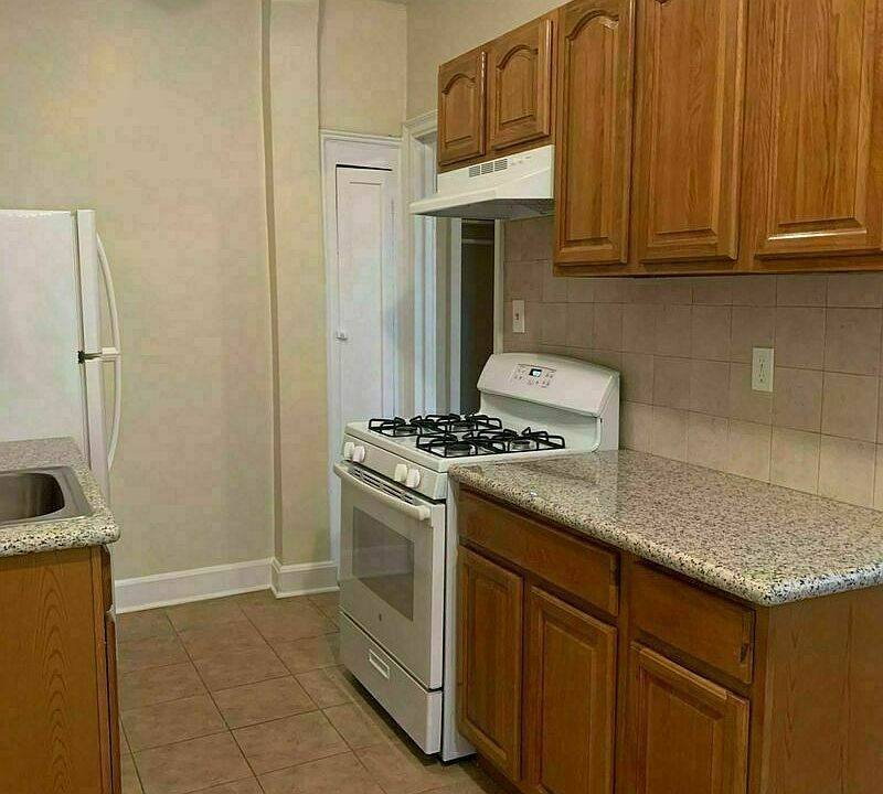 2nd image of 571 Ovington Ave #C21