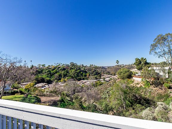 5th image of 4830 Baylor Dr