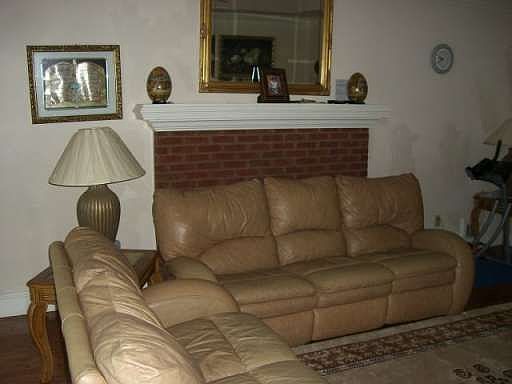 4th image of 4078 Brookside Manor Dr