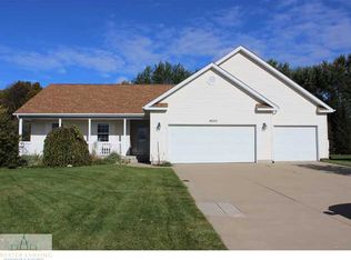 1603 Gander Hill Dr, Holt, MI 48842