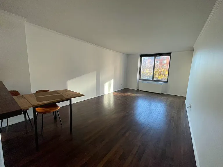 2 S End Ave #5T — Photo 3