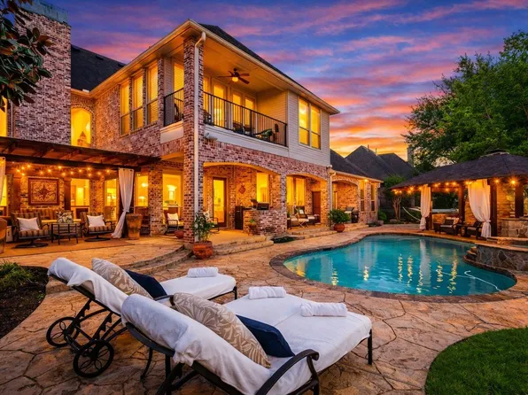 1919 Kings Pass, Heath, TX 75032