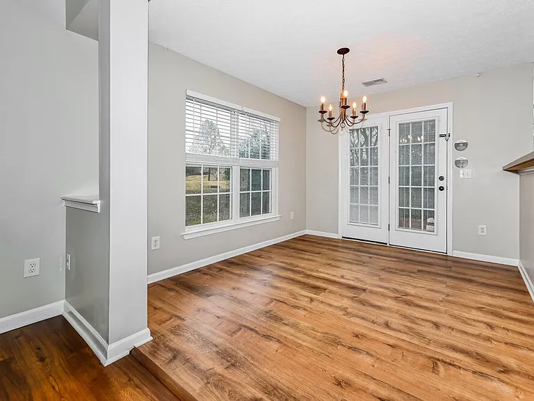 3208 Nicole Dr — Photo 6