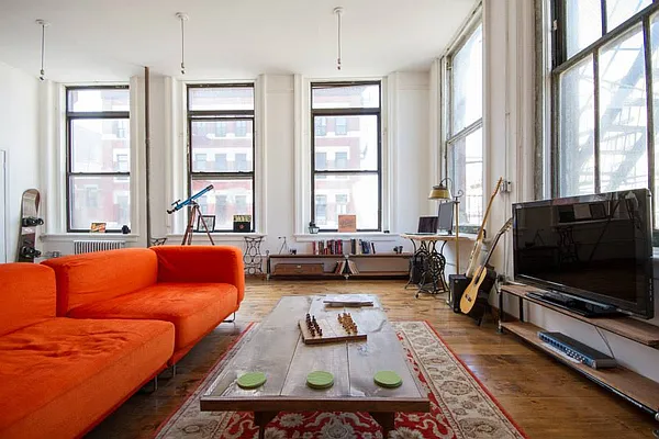 Rented by Nolita Group | media 18