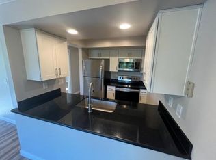 4747 Sand Point Way NE APT 201, Seattle, WA 98105