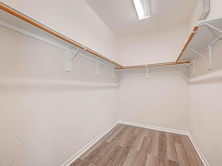 2815 Mustang Hill Ln — Photo 33