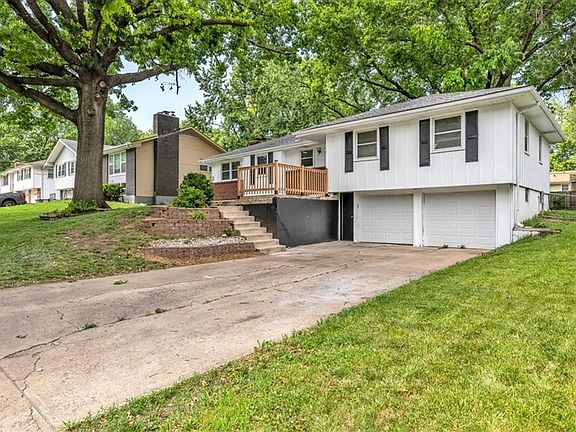 3rd image of 5618 Sutton Ave