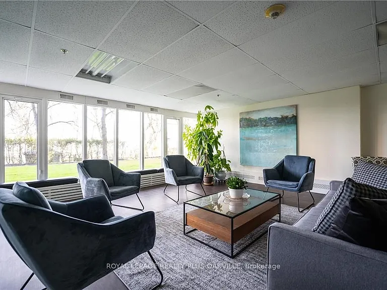 212 Kerr St #909 — Photo 8