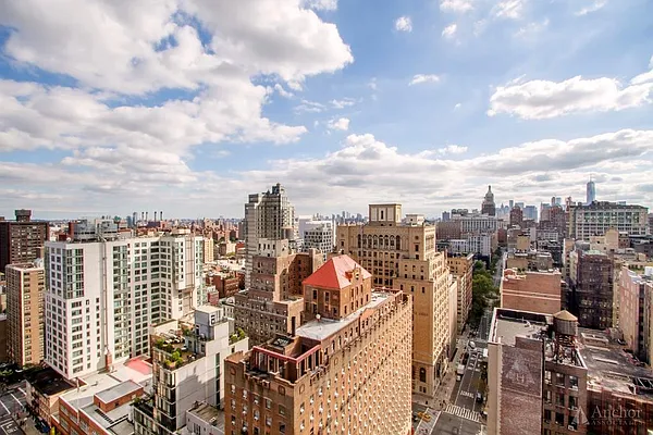 Rented by Anchor Associates | media 30