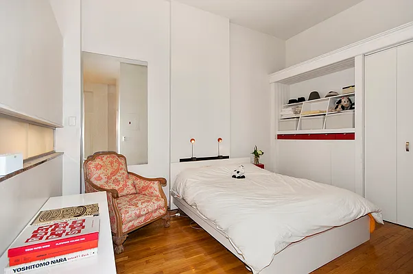 Rented by Douglas Elliman | media 14