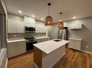 14-16 8th St #1, Providence, RI 02906