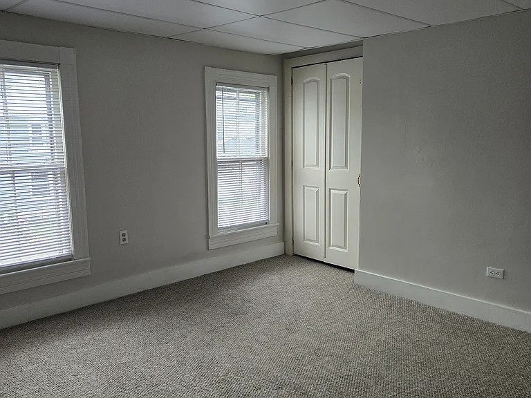 213 Glaser St — Photo 20
