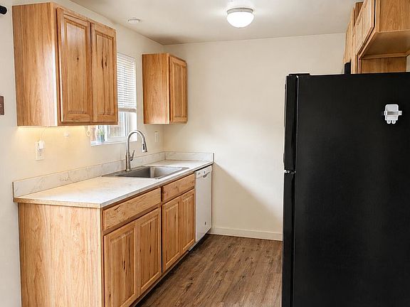3rd image of 1227 SW 17th St #1227 & 1225