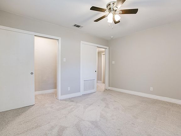 5th image of 305 Glenmore Dr